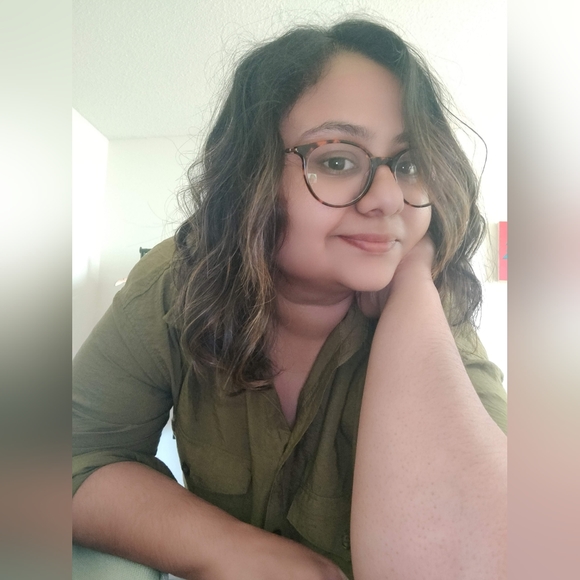 Meet your Posher, Ashwinidevi - Picture 2 of 5